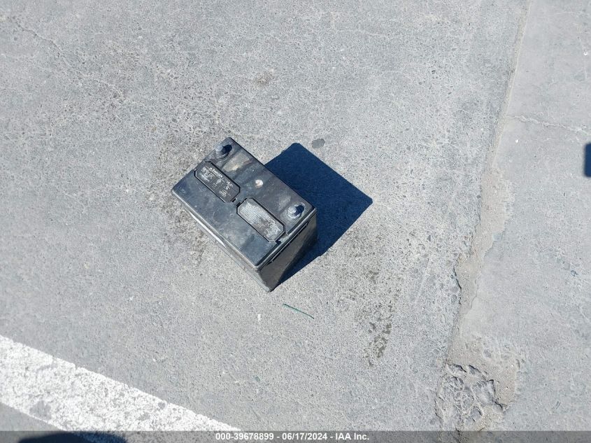 2001 Volkswagen Passat Gls V6 VIN: WVWPH63B71P088416 Lot: 39678899