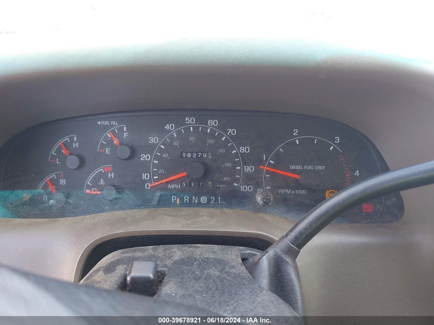 2000 Ford F-250 Lariat/Xl/Xlt VIN: 1FTNW21F1YEA20467 Lot: 39678921