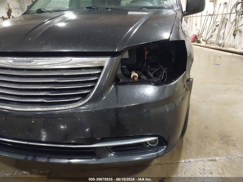 2013 Chrysler Town & Country Touring VIN: 2C4RC1BG4DR775797 Lot: 39678935