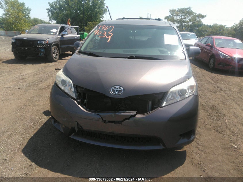 2015 Toyota Sienna Le 8 Passenger VIN: 5TDKK3DC1FS641995 Lot: 39679032