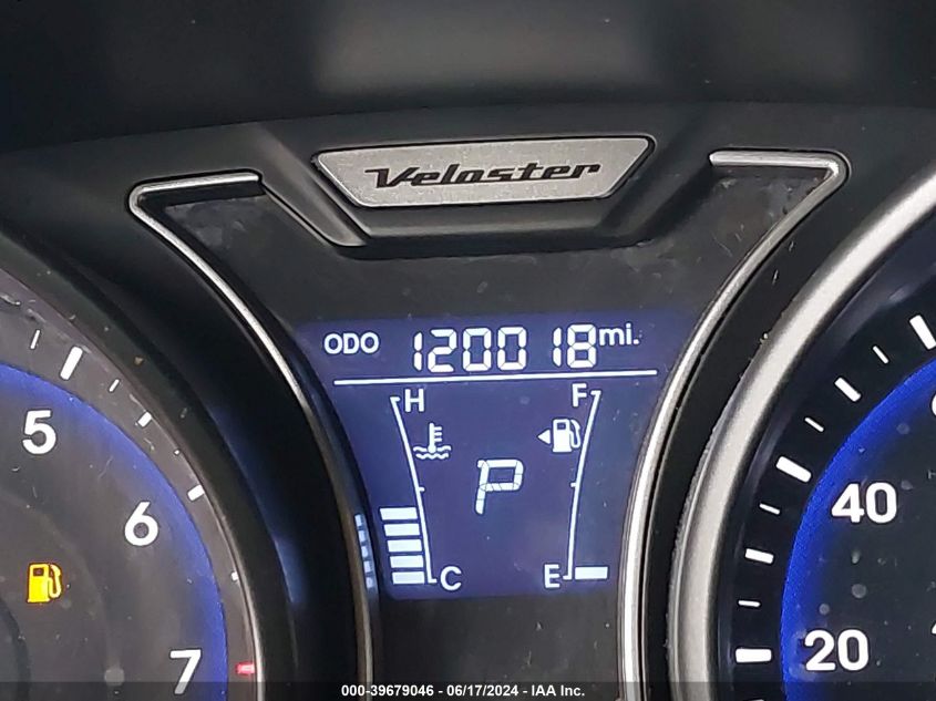 2014 Hyundai Veloster Turbo W/Blue VIN: KMHTC6AE7EU183166 Lot: 39679046