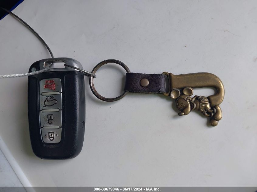 2014 Hyundai Veloster Turbo W/Blue VIN: KMHTC6AE7EU183166 Lot: 39679046