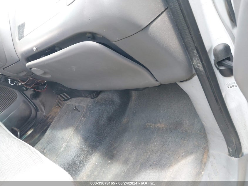 1999 Ford F-150 Lariat/Work Series/Xl/Xlt VIN: 1FTRF17W7XKB91601 Lot: 39679165