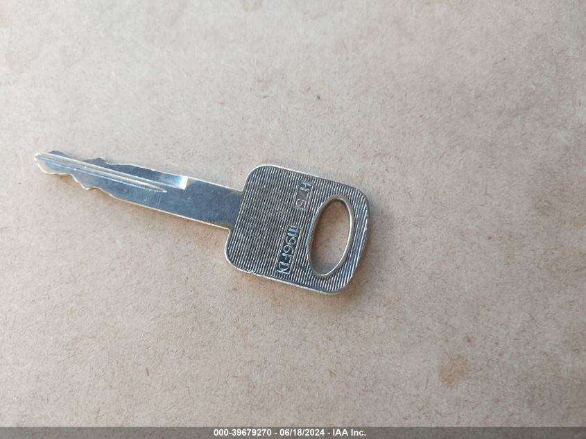 2000 Ford Ranger Xl/Xlt VIN: 1FTYR10C4YTB30382 Lot: 39679270