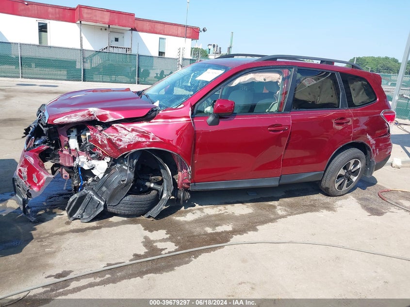 2018 Subaru Forester 2.5I Premium VIN: JF2SJAGC1JH512186 Lot: 39679297