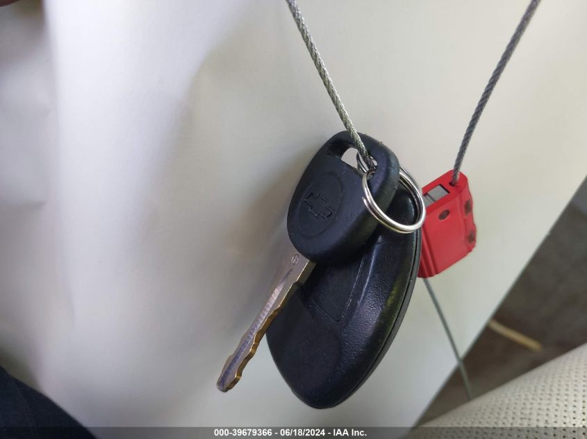 2010 Chevrolet Tahoe Ltz VIN: 1GNUKCE06AR110755 Lot: 39679366