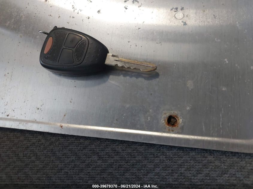 2005 Dodge Grand Caravan VIN: 1D4GP24RX5B110812 Lot: 39679370