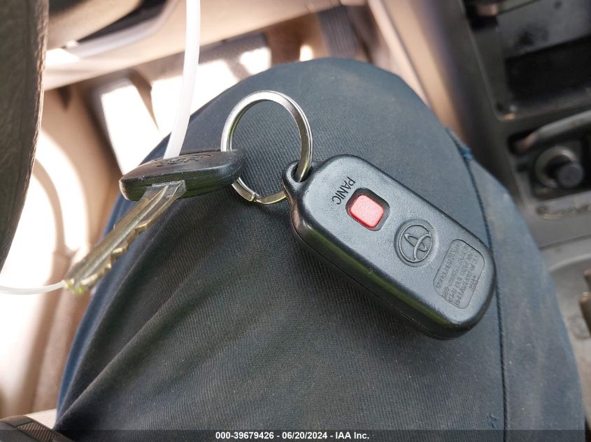 2005 Toyota Camry Le VIN: 4T1BE32K05U543712 Lot: 39679426