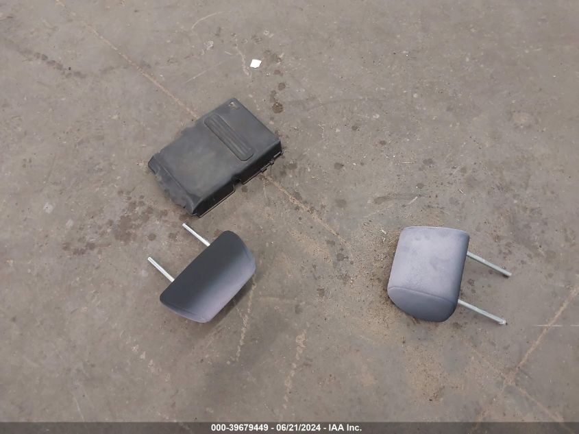 2004 Mazda Mazda3 S VIN: JM1BK323241212474 Lot: 39679449