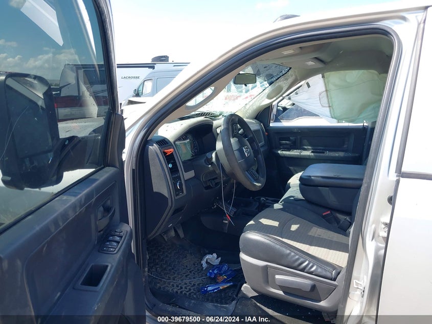 2012 Ram 3500 St VIN: 3C63DRGL0CG118689 Lot: 39679500