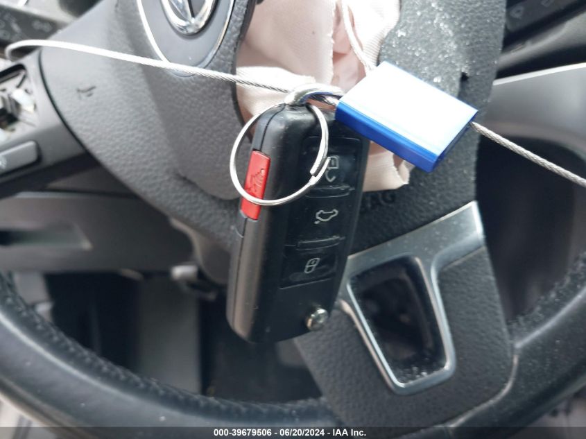 2013 Volkswagen Passat 2.5L Se VIN: 1VWBH7A31DC019886 Lot: 39679506