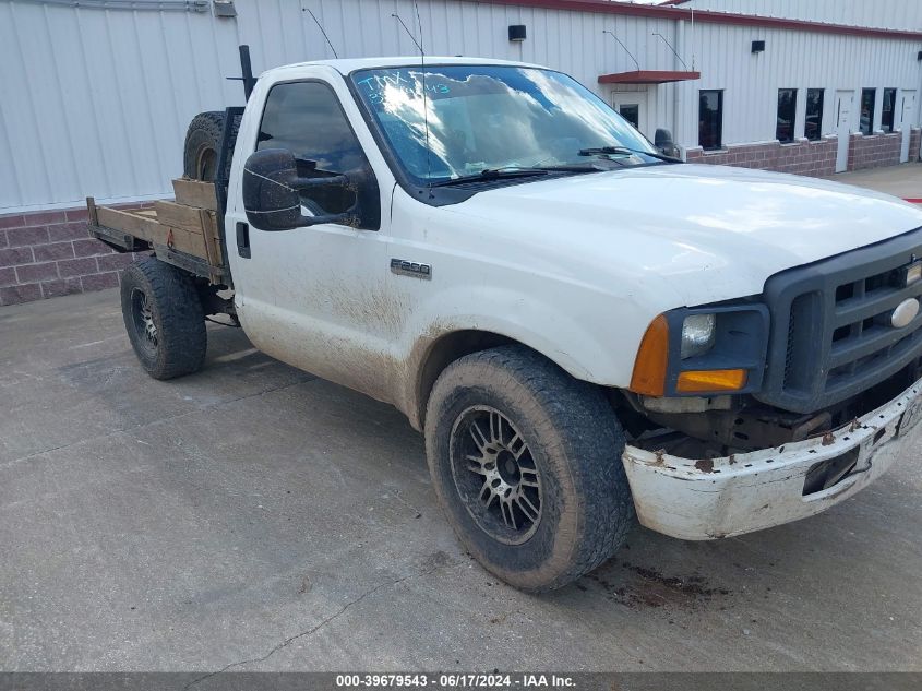 2005 Ford F-250 Xl/Xlt VIN: 1FTNF20505EC86163 Lot: 39679543