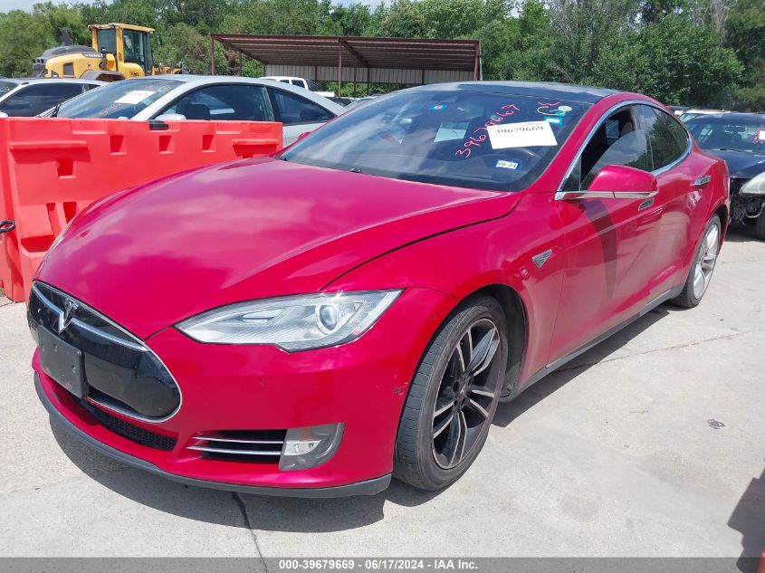 2016 Tesla Model S 60D/70D/75D/85D/90D VIN: 5YJSA1E28GF130674 Lot: 39679669