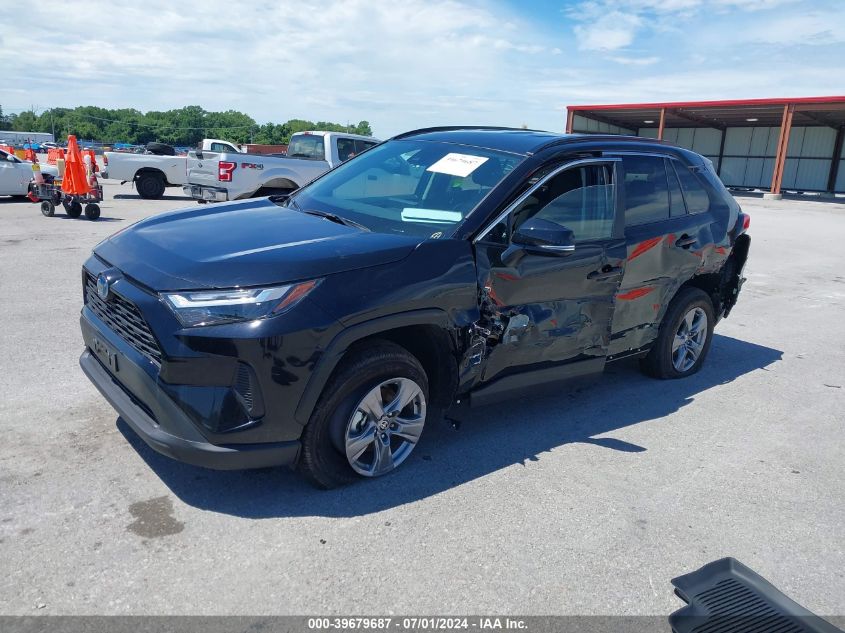 4T3RWRFV7RU137569 2024 TOYOTA RAV 4 - Image 2