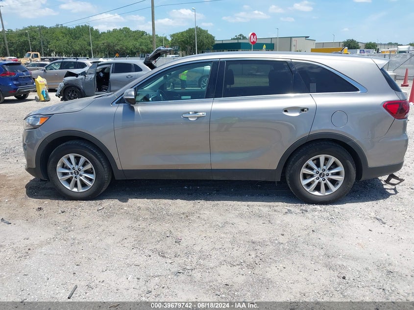 2019 Kia Sorento 3.3L Lx VIN: 5XYPG4A55KG547029 Lot: 39679742