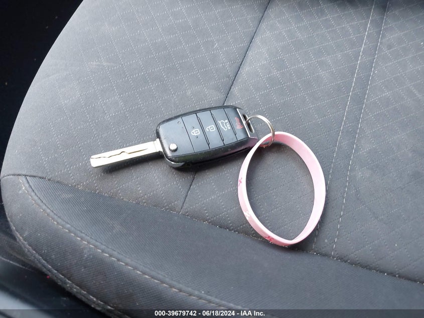 2019 Kia Sorento 3.3L Lx VIN: 5XYPG4A55KG547029 Lot: 39679742