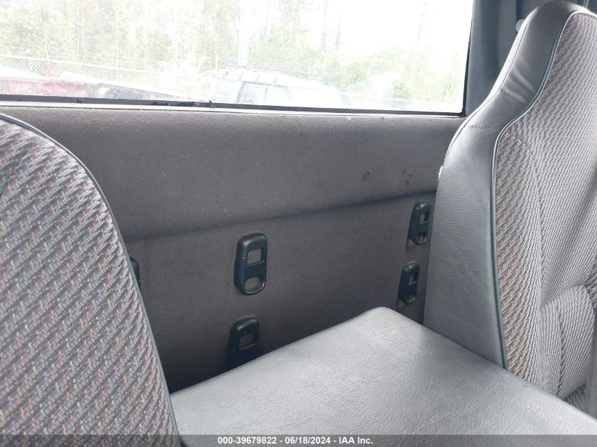 1998 Dodge Ram 1500 St VIN: 1B7HF16Y1WS764604 Lot: 39679822