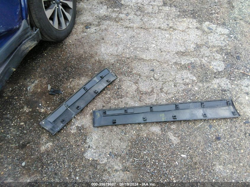 2011 Subaru Outback 2.5I Premium VIN: 4S4BRBCC1B3357779 Lot: 39679887