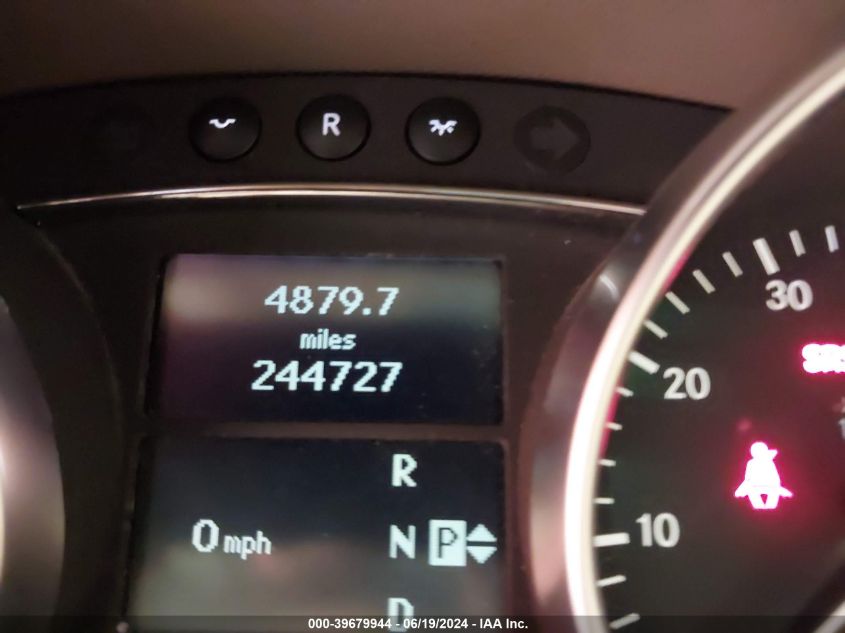 2006 Mercedes-Benz Ml 350 4Matic VIN: 4JGBB86E46A101755 Lot: 39679944