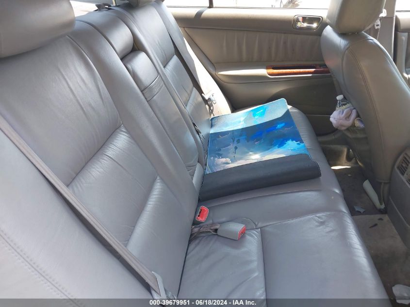 2004 Toyota Camry Xle VIN: 4T1BE30K84U293752 Lot: 39679951