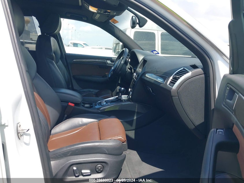 2016 Audi Sq5 3.0T Premium Plus VIN: WA1VCBFP1GA077312 Lot: 39680023