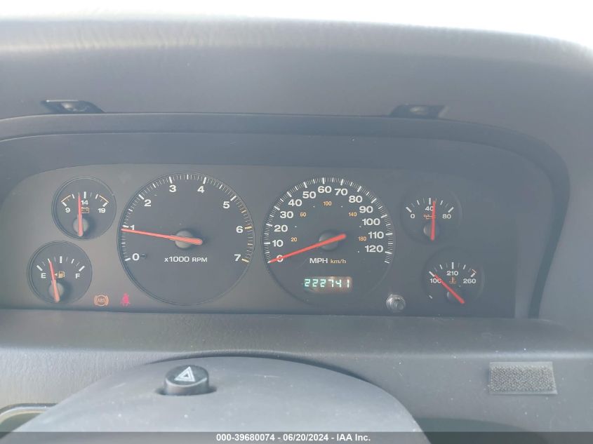 2001 Jeep Grand Cherokee VIN: 1J4GW485212619123 Lot: 39680074