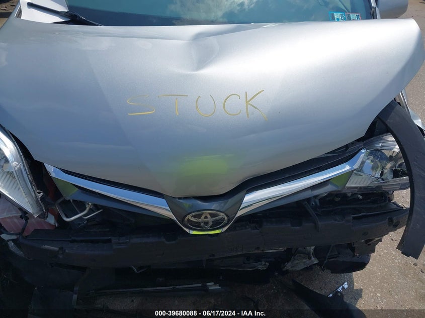 2019 Toyota Sienna Xle 8 Passenger VIN: 5TDYZ3DC4KS997051 Lot: 39680088