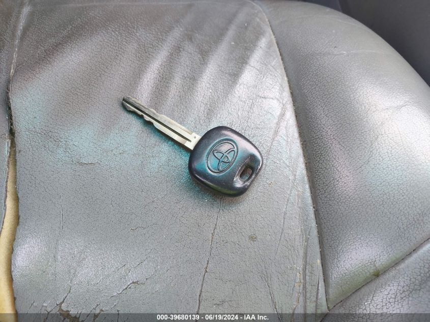 2003 Toyota 4Runner Sr5/Sport VIN: JTEZU14R630005908 Lot: 39680139