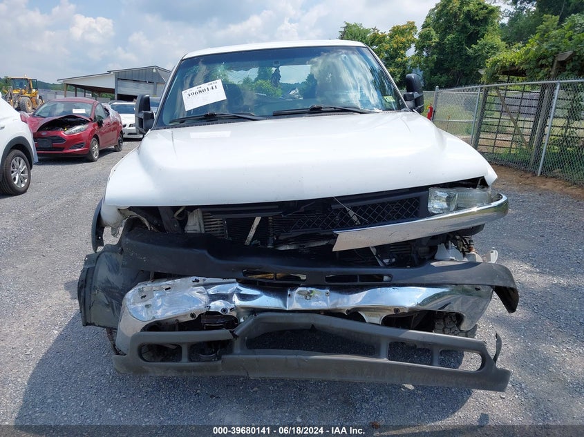 2002 Chevrolet Silverado 2500Hd Ls VIN: 1GCHK23142F120297 Lot: 39680141
