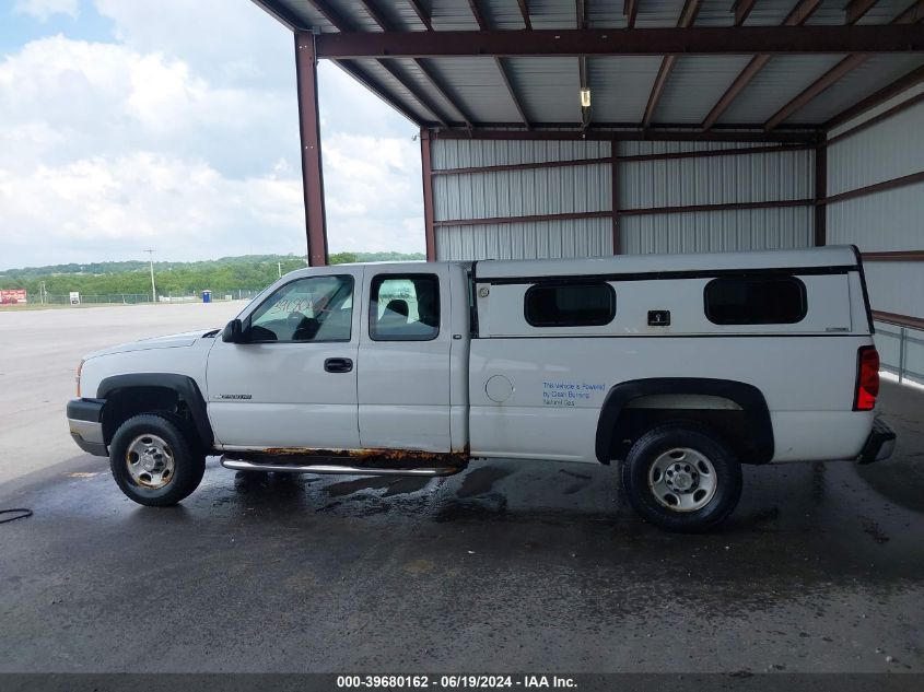 2004 Chevrolet Silverado 2500Hd Work Truck VIN: 1GCGC29U84E215903 Lot: 39680162