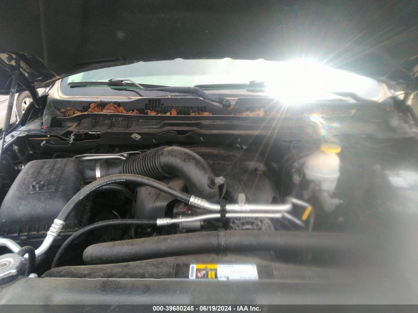 2017 Ram 1500 Express Quad Cab 4X4 6'4 Box VIN: 1C6RR7FT5HS575662 Lot: 39680245