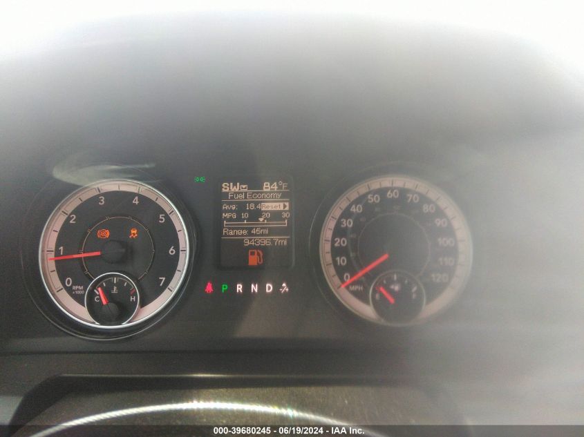 2017 Ram 1500 Express Quad Cab 4X4 6'4 Box VIN: 1C6RR7FT5HS575662 Lot: 39680245