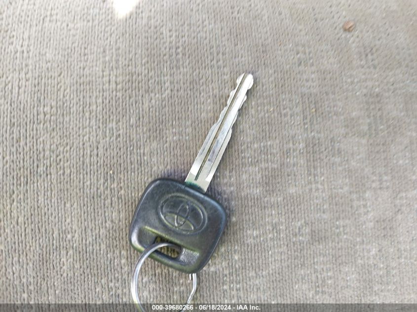 2004 Toyota Corolla Ce VIN: 1NXBR32E04Z242404 Lot: 39680266