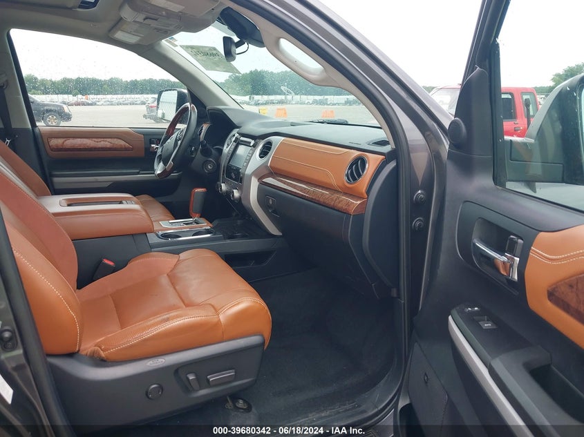 2019 TOYOTA TUNDRA 1794 5.7L V8 - 5TFAY5F13KX805821