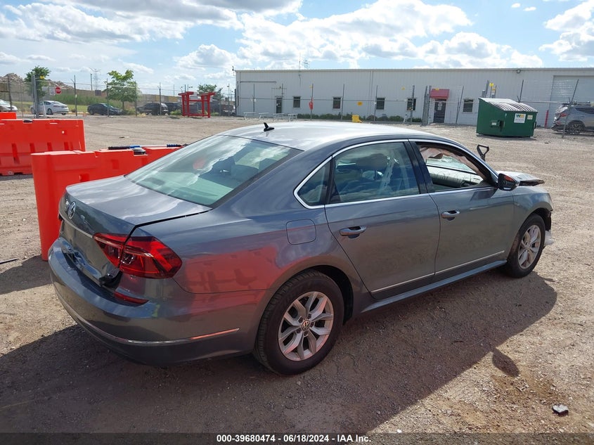 2017 VOLKSWAGEN PASSAT VIN: 1VWAT7A32HC023820