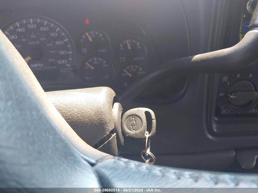 2002 Chevrolet Silverado K2500 Heavy Duty VIN: 1GCHK29G52E294204 Lot: 39680514