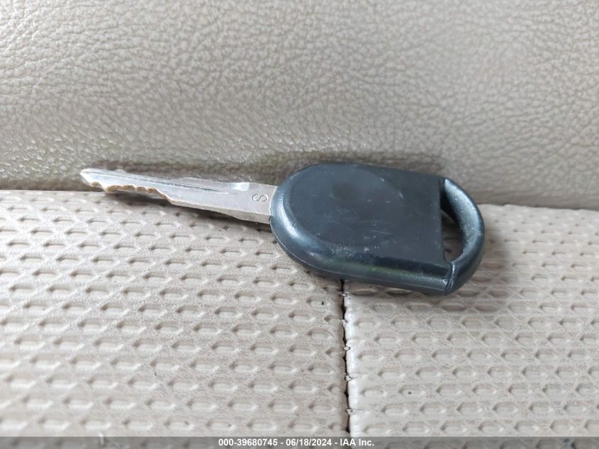 2006 Ford F-150 Stx/Xl/Xlt VIN: 1FTRF12W76KC92207 Lot: 39680745