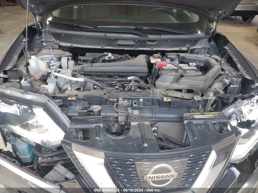 2017 Nissan Rogue S VIN: KNMAT2MV8HP582526 Lot: 39680823