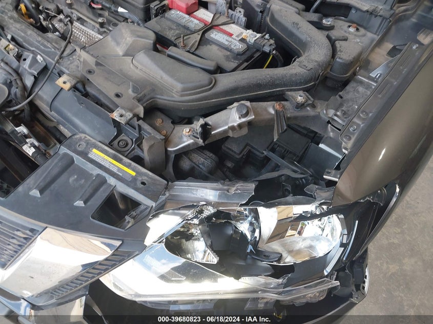 2017 Nissan Rogue S VIN: KNMAT2MV8HP582526 Lot: 39680823