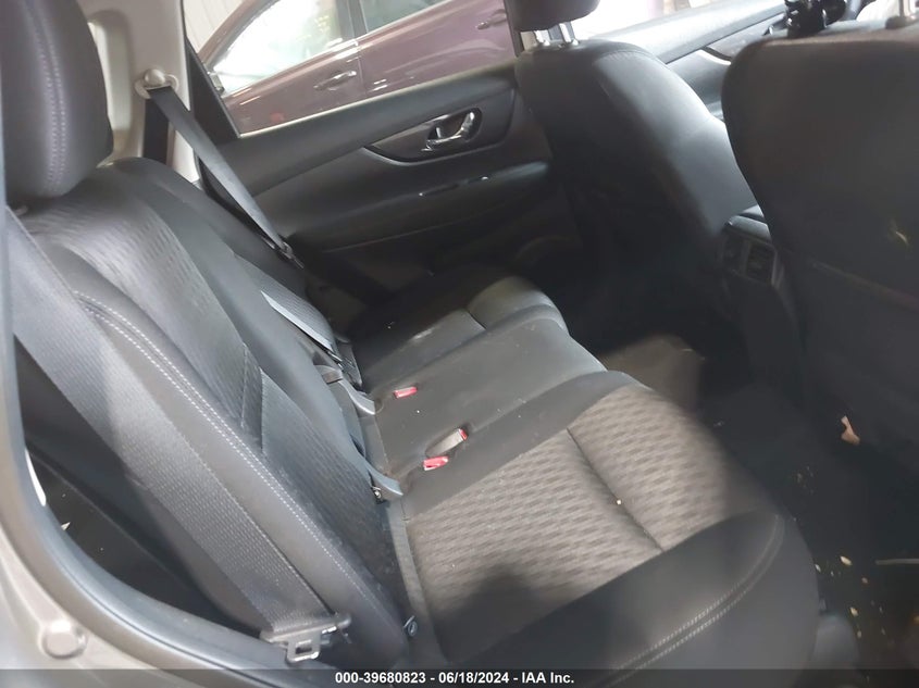 2017 Nissan Rogue S VIN: KNMAT2MV8HP582526 Lot: 39680823