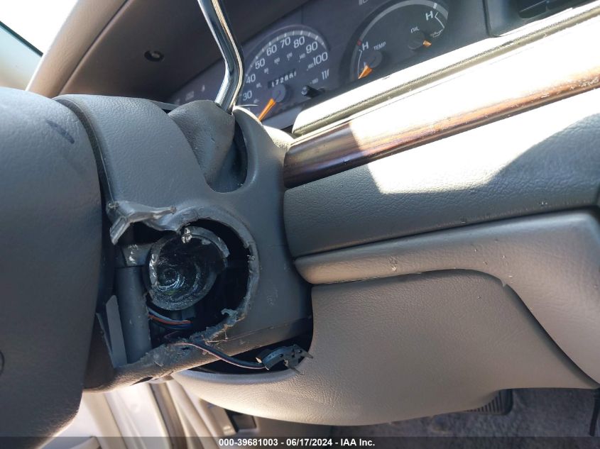 1997 Ford Crown Victoria VIN: 2FALP73W9VX221712 Lot: 39681003