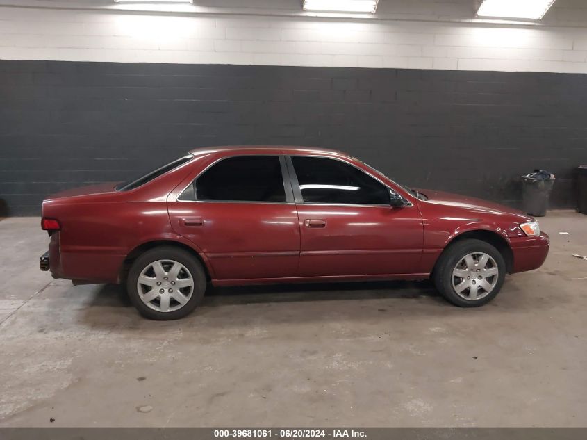 1999 Toyota Camry Le VIN: 4T1BG22KXXU396872 Lot: 39681061