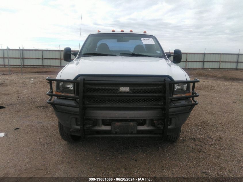2004 Ford F-350 Super Duty VIN: 1FDWX37P04EC80727 Lot: 39681066