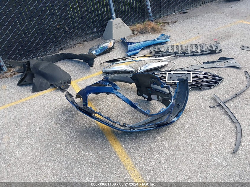 2019 Chevrolet Malibu 1Ls VIN: 1G1ZB5ST0KF196035 Lot: 39681139