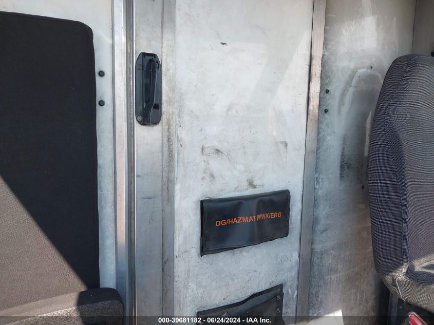 2014 Isuzu Commercial Van VIN: JALB4T17XE7W00581 Lot: 39681182