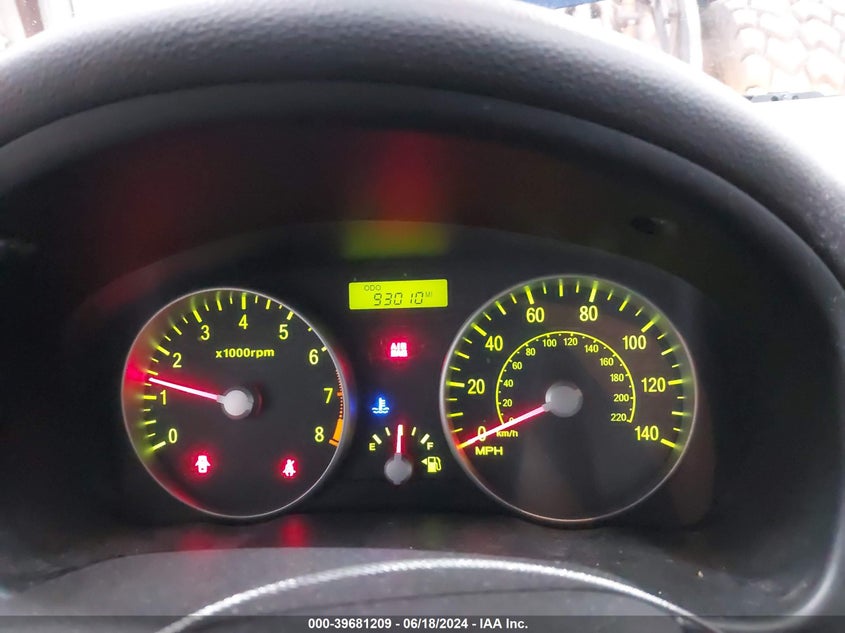 2008 Hyundai Accent Gs VIN: KMHCM36C68U068484 Lot: 39681209