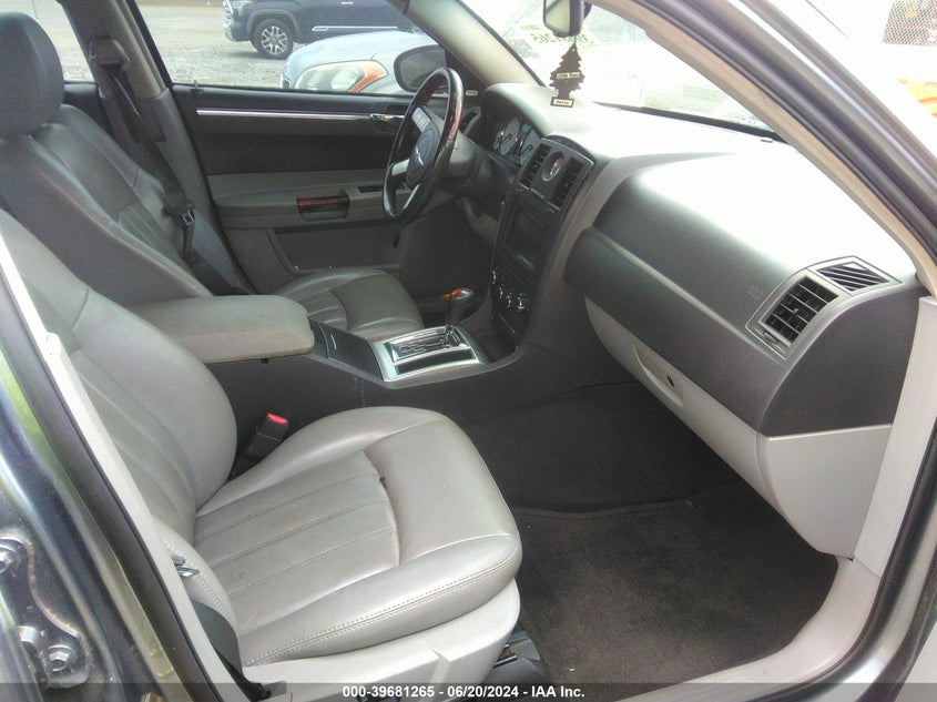 2006 Chrysler 300C VIN: 2C3KA63H86H518148 Lot: 39681265