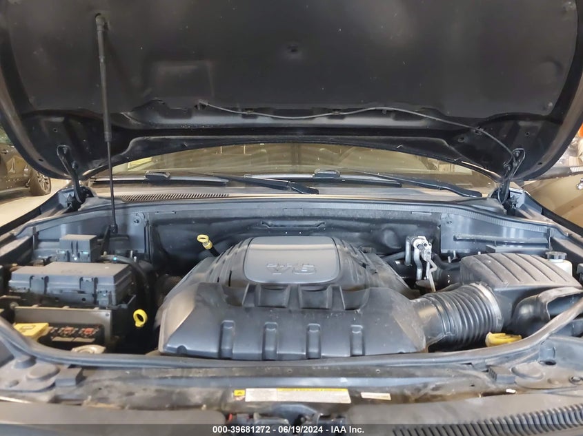 2011 Jeep Grand Cherokee Limited VIN: 1J4RR5GT4BC636121 Lot: 39681272