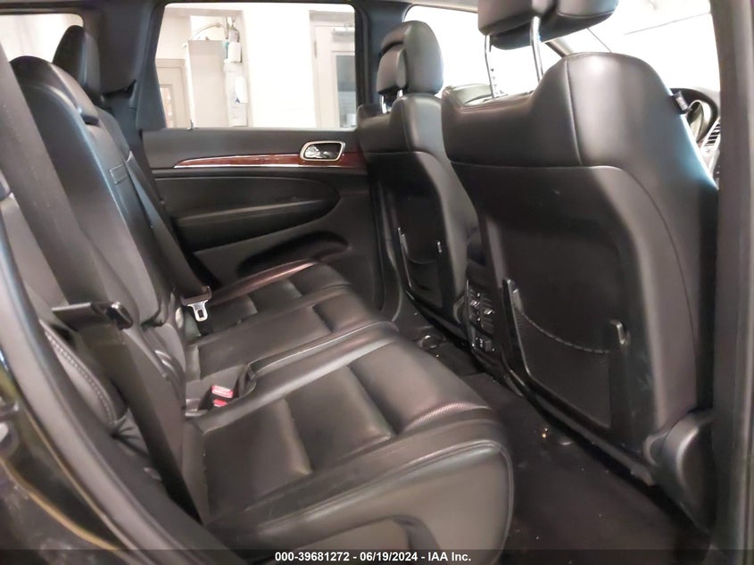 2011 Jeep Grand Cherokee Limited VIN: 1J4RR5GT4BC636121 Lot: 39681272