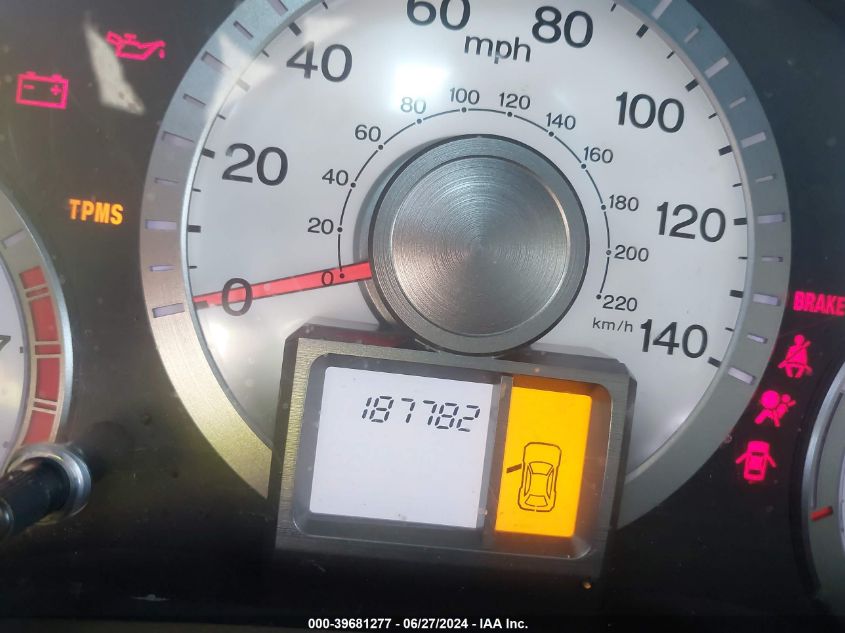 2011 Honda Pilot Lx VIN: 5FNYF4H28BB088895 Lot: 39681277